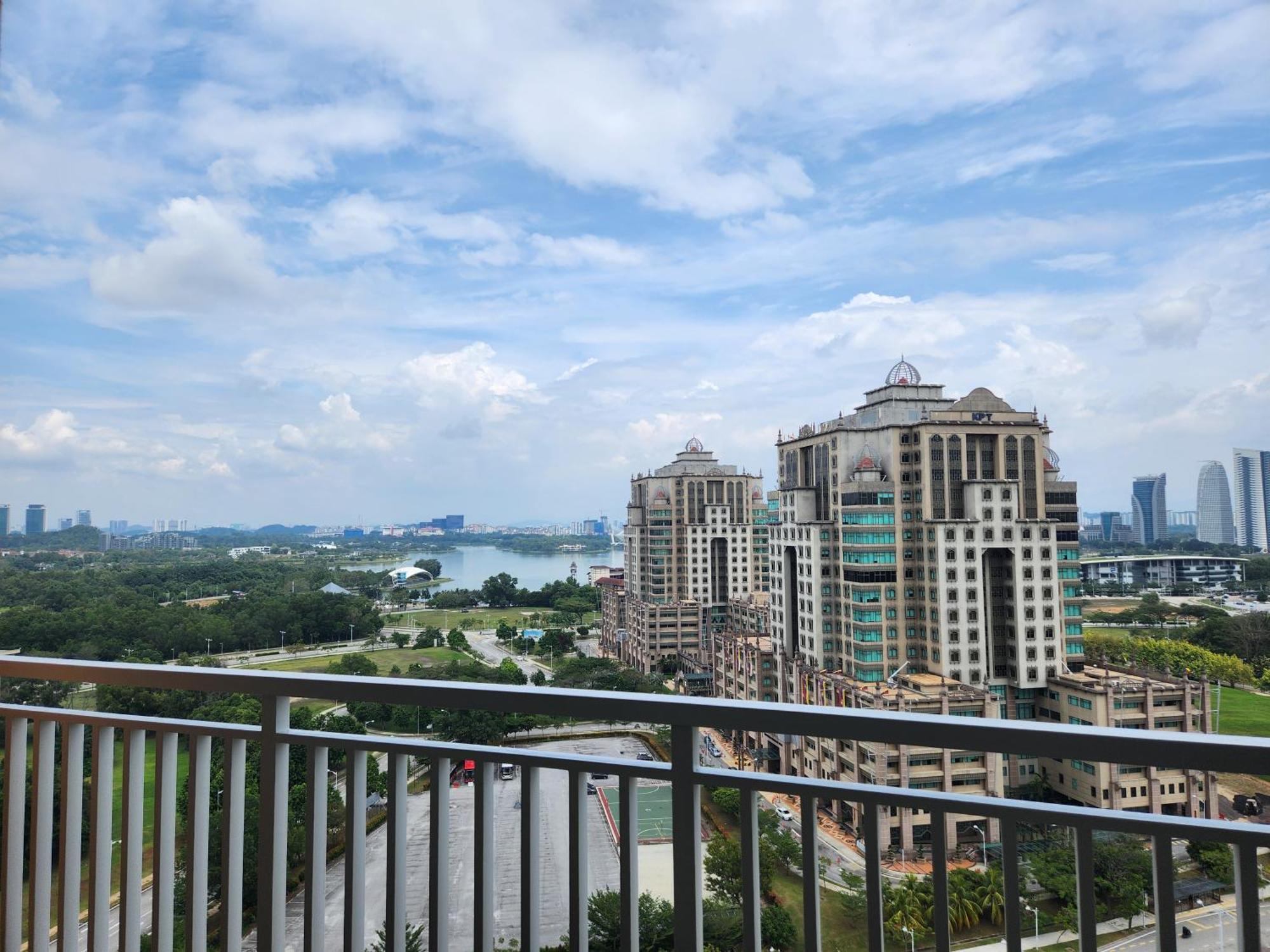 Pangsapuri Antara Lima Putrajaya